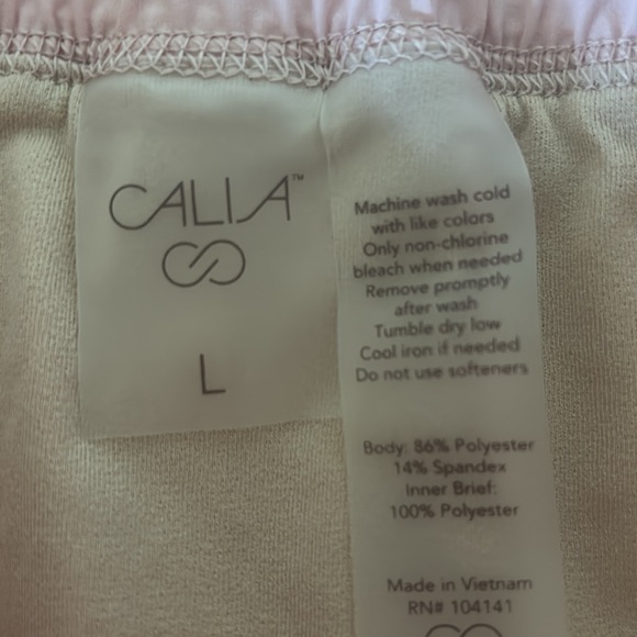 Calia by Carrie Underwood running shorts size large EUC - Picture 4 of 5